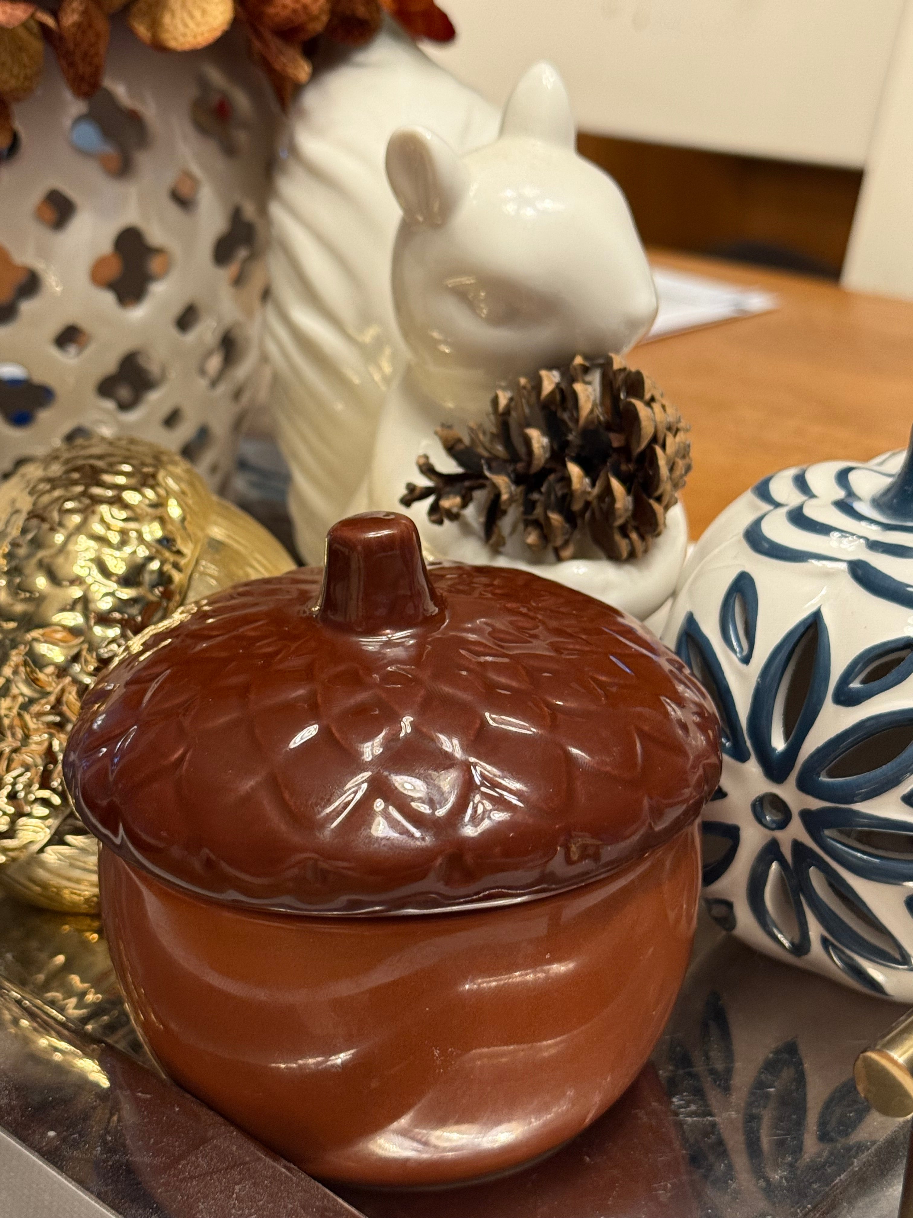 Acorn Falling Leaves 6.5oz