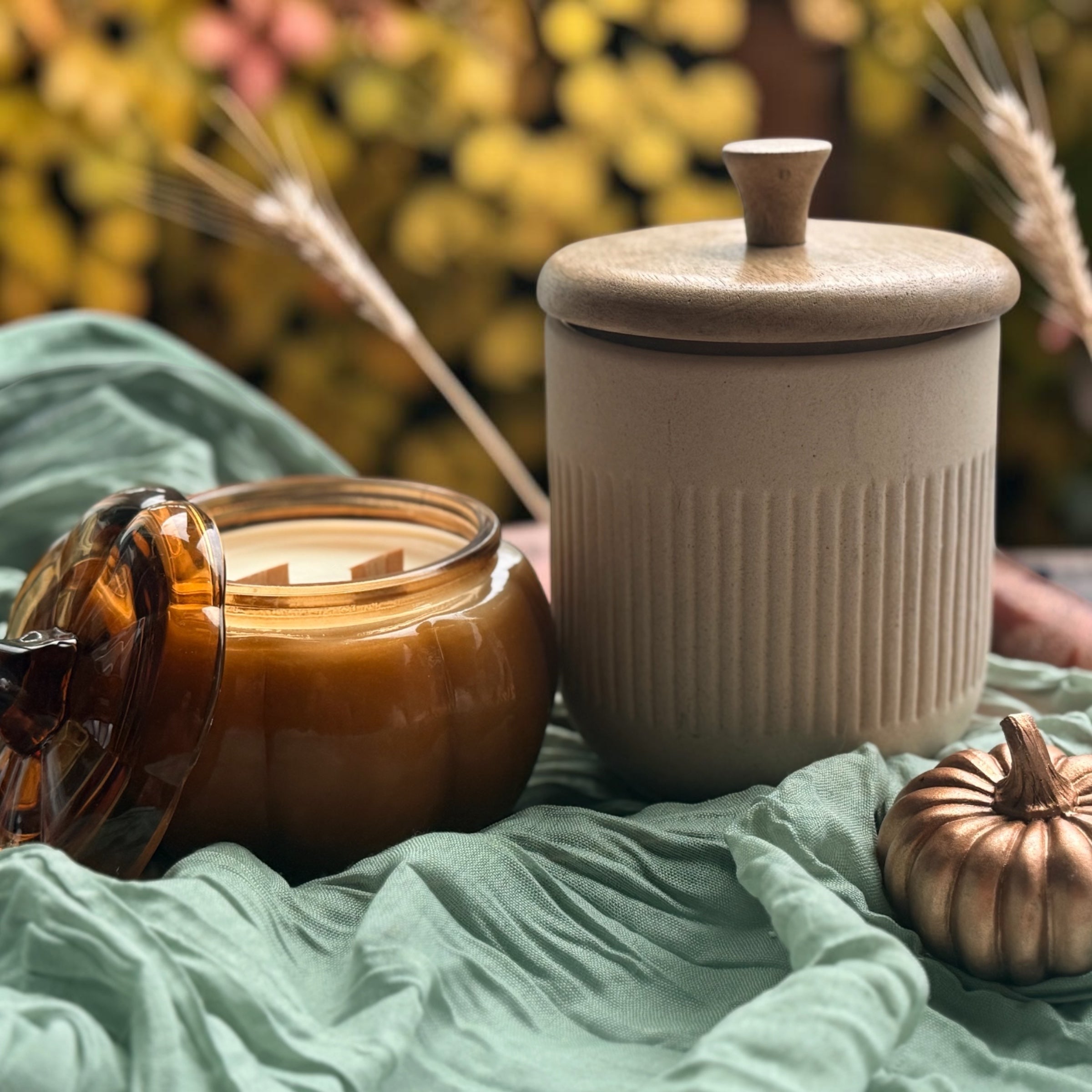 120hrs Acorn Candle